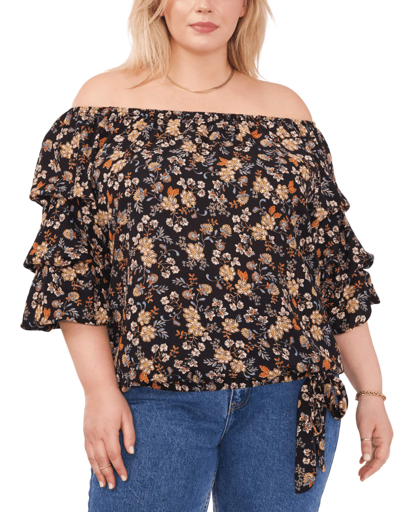 Front of a model wearing a size 1X Freya Bubble Sleeve Blouse in RICH BLACK by Vince Camuto. | dia_product_style_image_id:261122